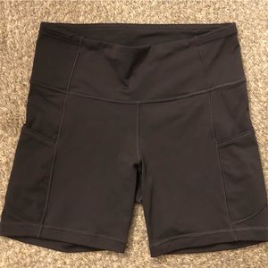 Lululemon bike shorts fast and free 6”